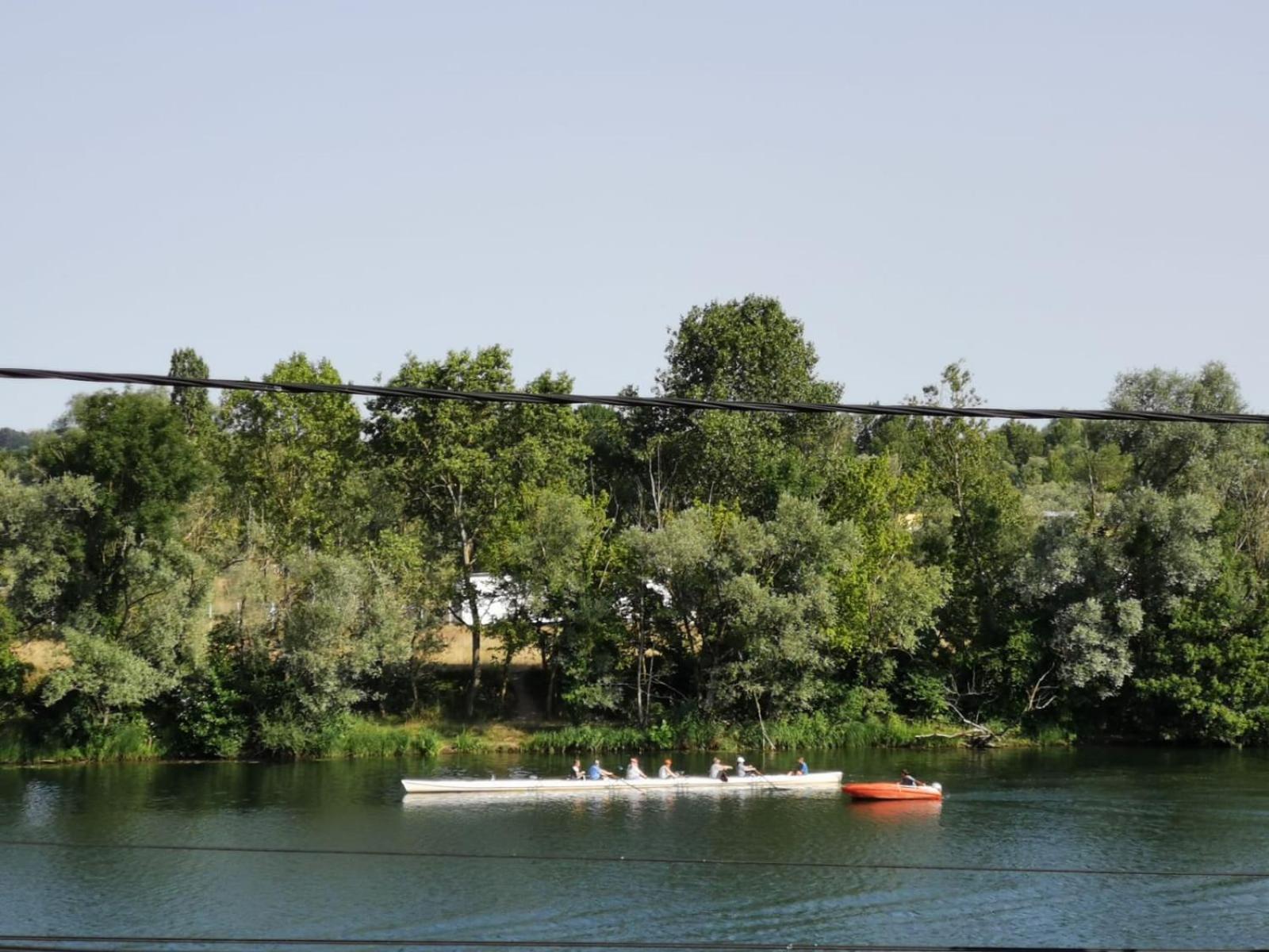 La Rive Du Doubs - 2 Chambres - 5 Pers - 56, Chemin Du Canal Du Rhone Au Rhin Dole Exterior foto